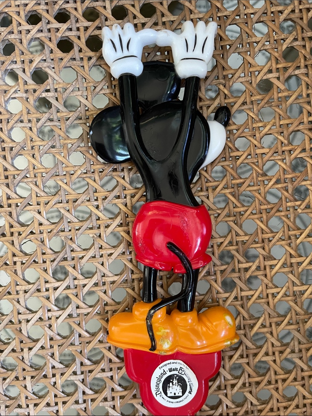 Vintage Walt Disney World Mickey Mouse Red and Black Back Scratcher - Picture 5 of 5